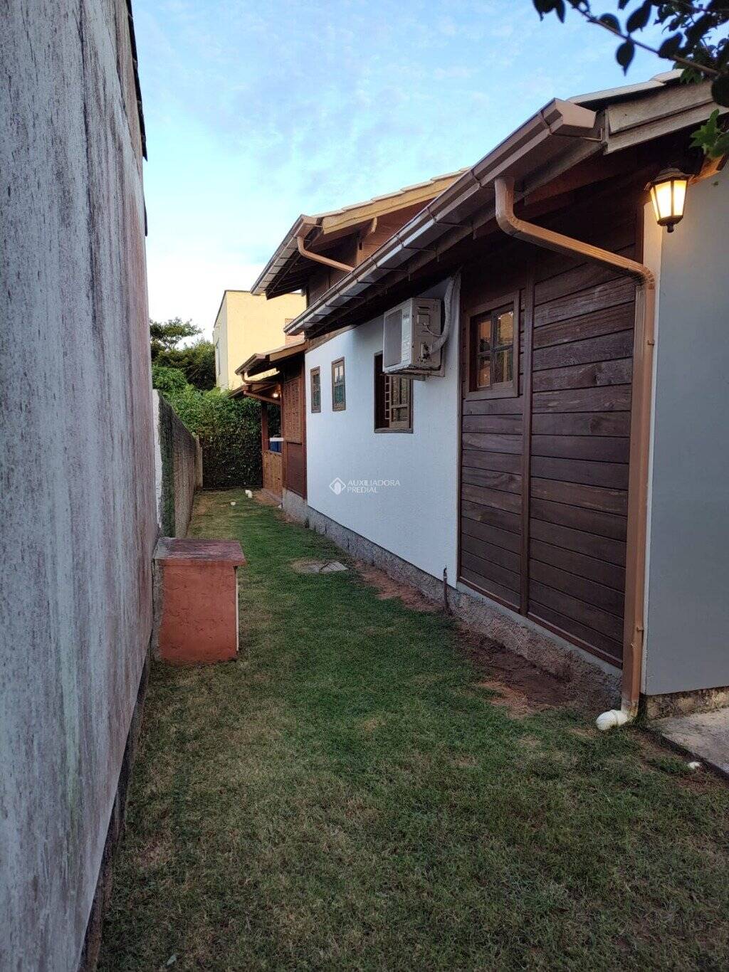 Casa à venda com 3 quartos, 100m² - Foto 23