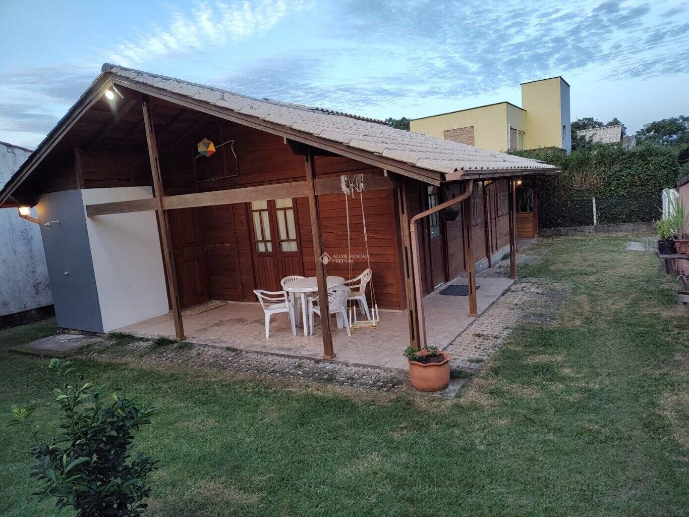 Casa à venda com 3 quartos, 100m² - Foto 10