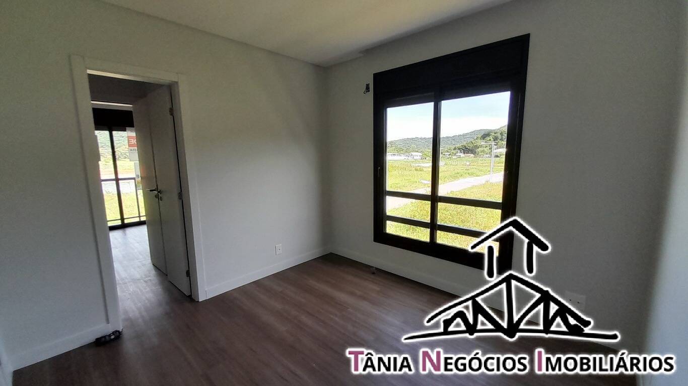 Casa à venda com 3 quartos, 180m² - Foto 13