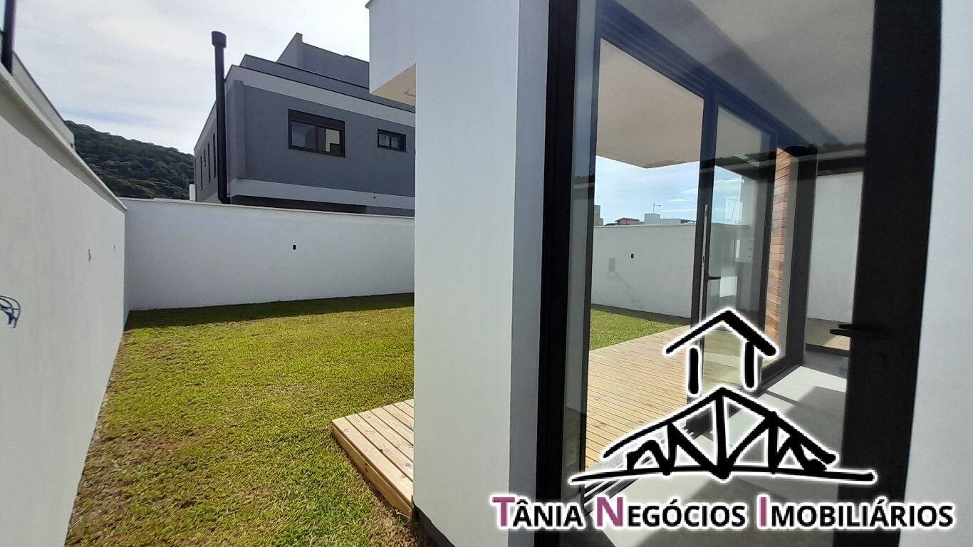 Casa à venda com 3 quartos, 180m² - Foto 33