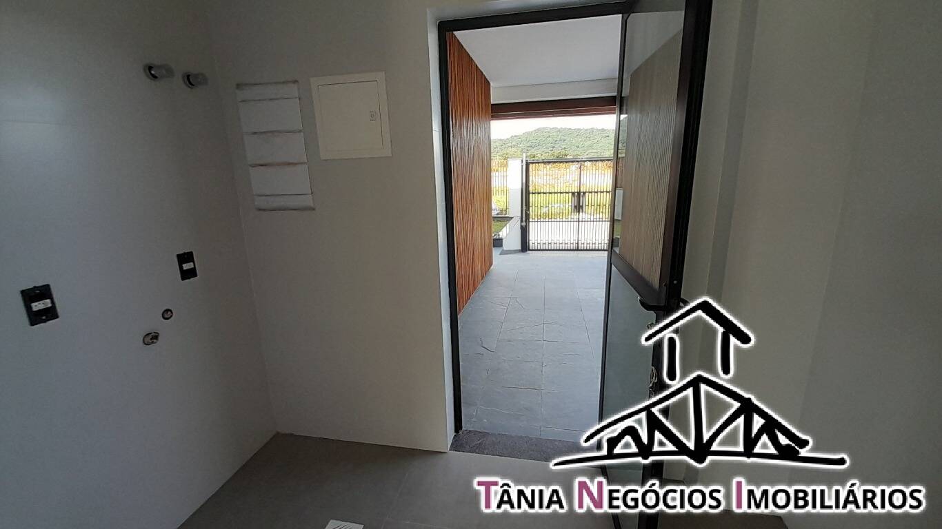 Casa à venda com 3 quartos, 180m² - Foto 35