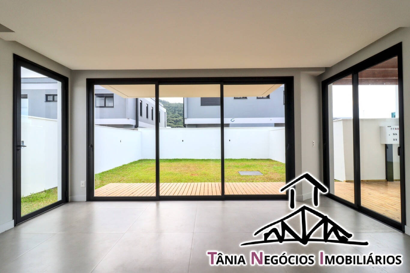 Casa à venda com 3 quartos, 180m² - Foto 79