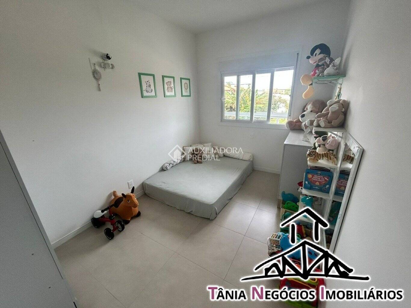 Apartamento à venda com 3 quartos, 94m² - Foto 9